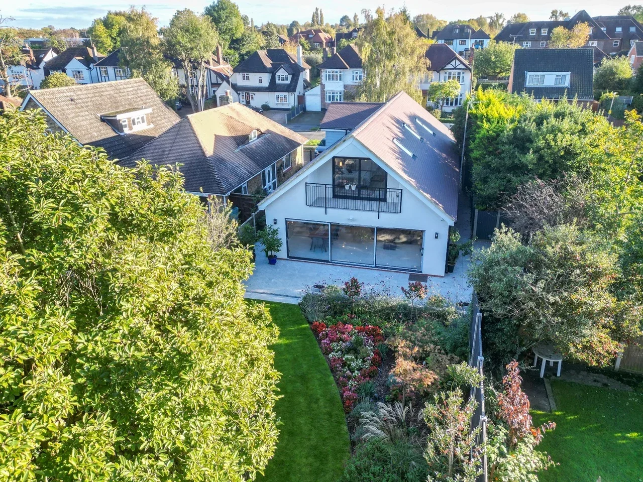House Margaret Avenue in Brentwood