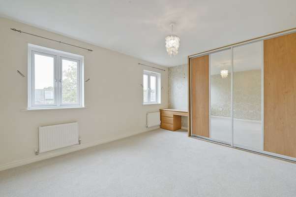 House Joyford Passage in Cheltenham