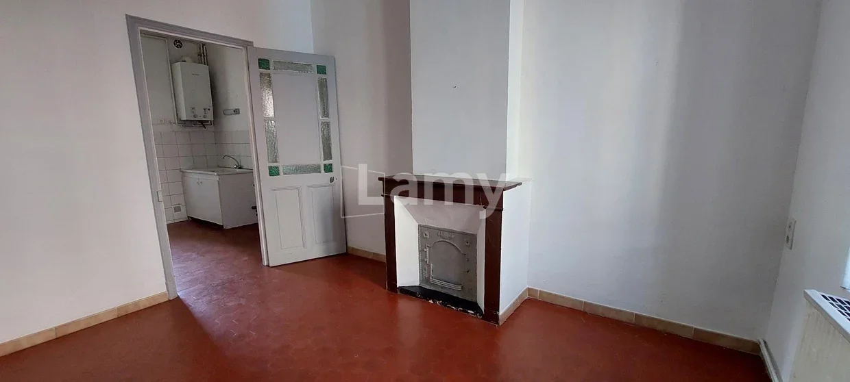 Flat Rue Jean de Ramel in Alès