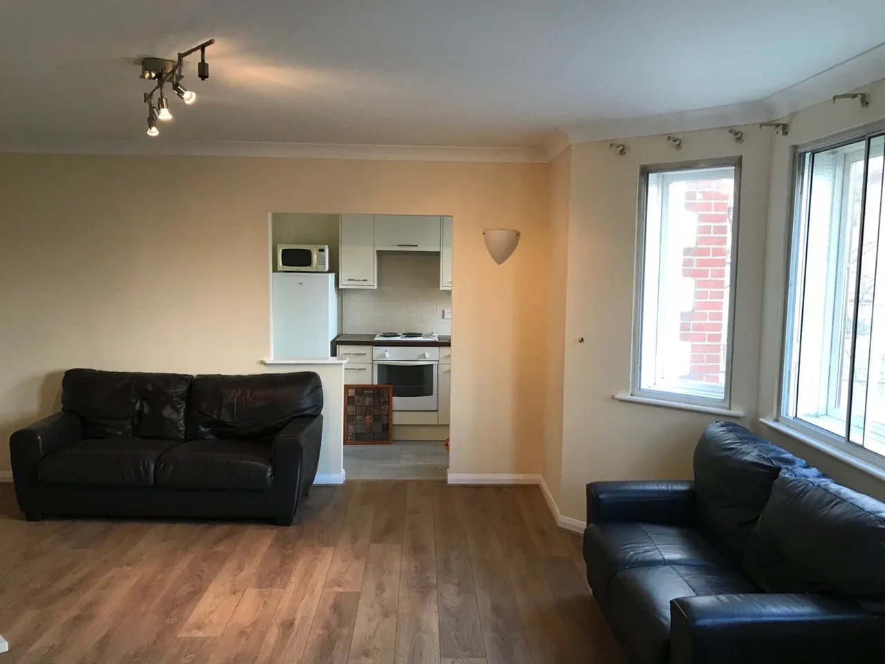 Flat Juniper Court in Belfast