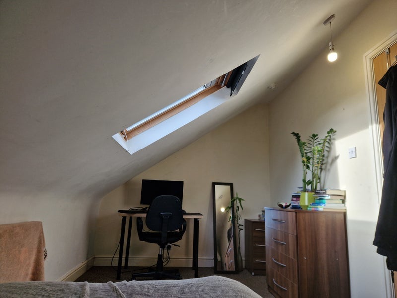 Room Miskin Street in Cardiff
