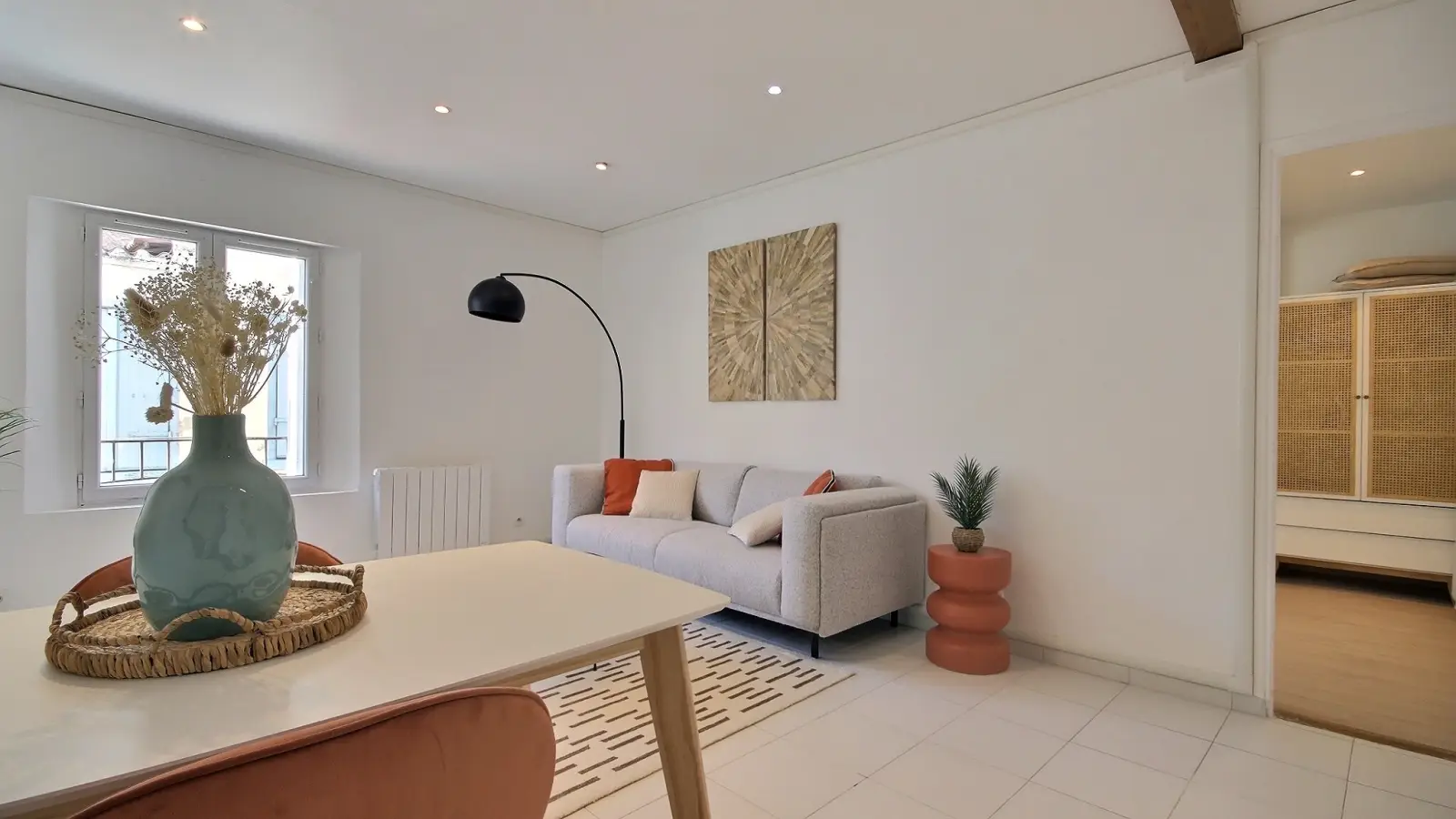 Flat Rue de Romainville in Les Lilas