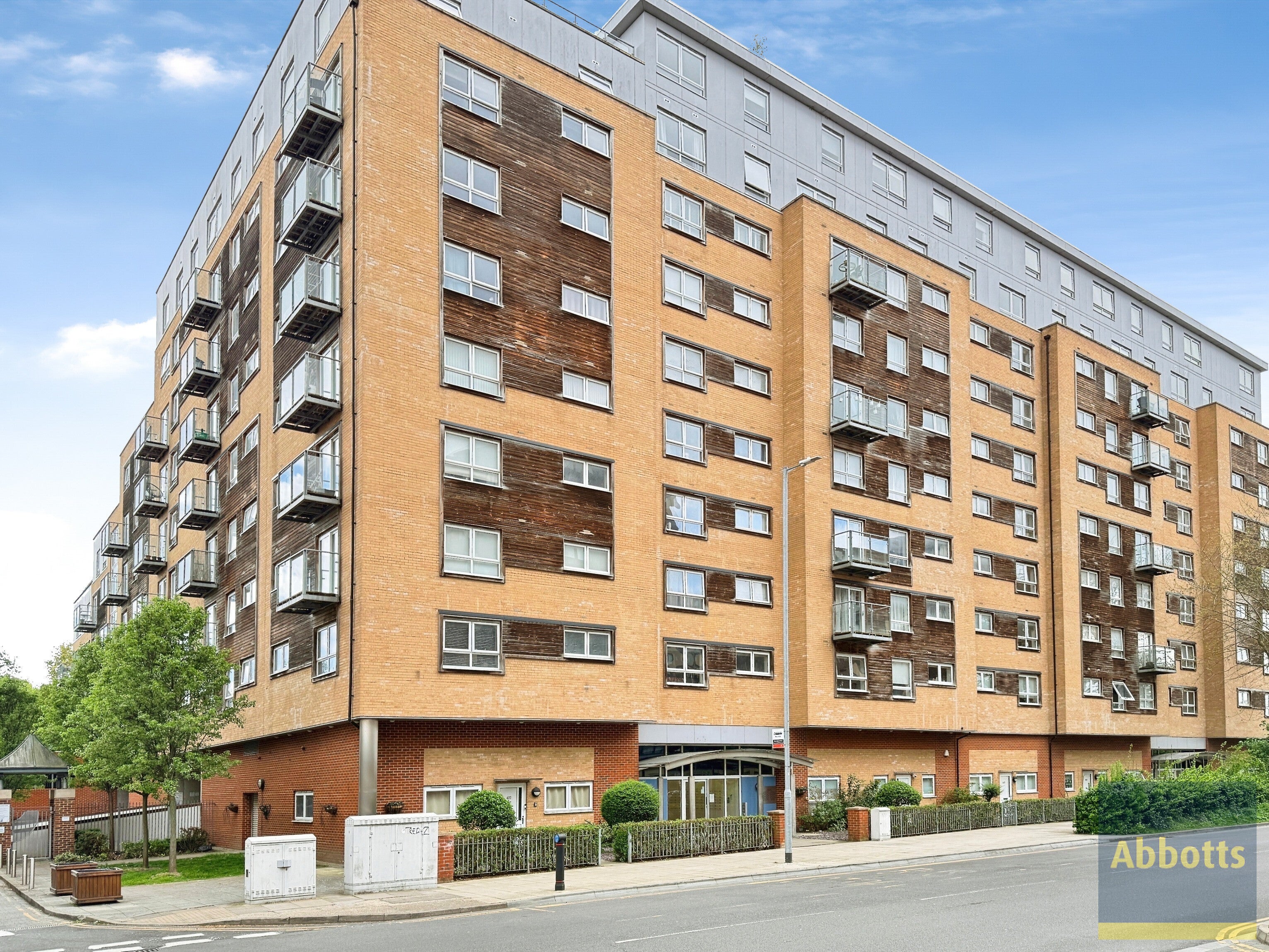 Flat Cherrydown East in Basildon