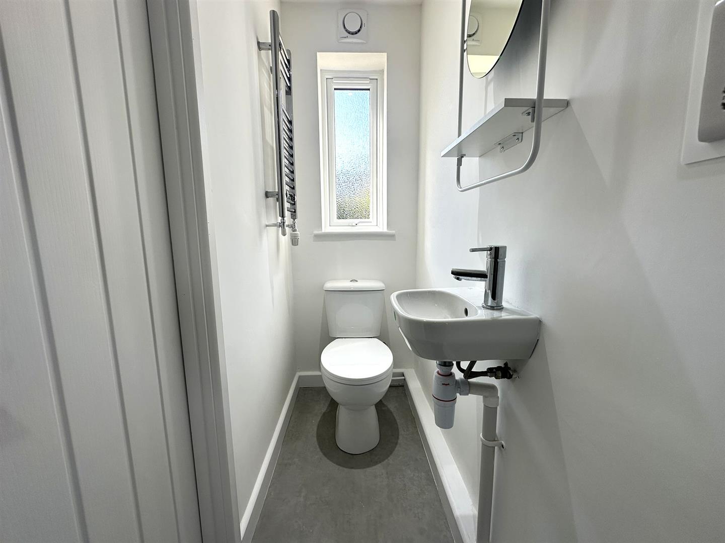 Room Gloucester Road in Patchway
