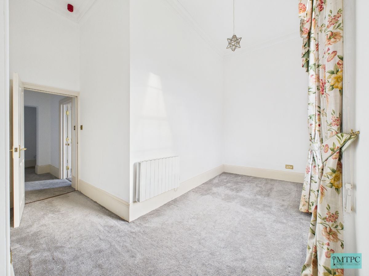 Flat Dower Chase in Escrick