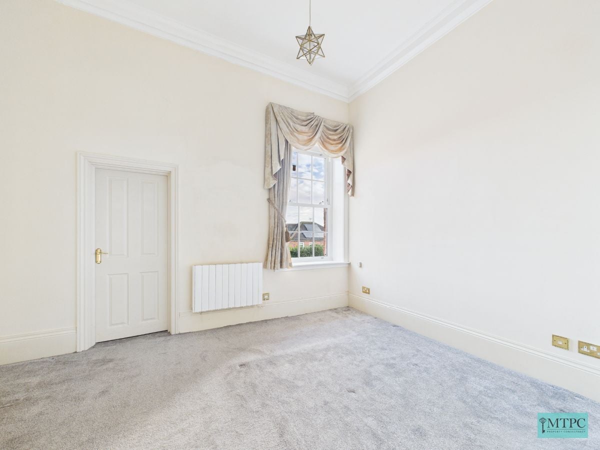 Flat Dower Chase in Escrick