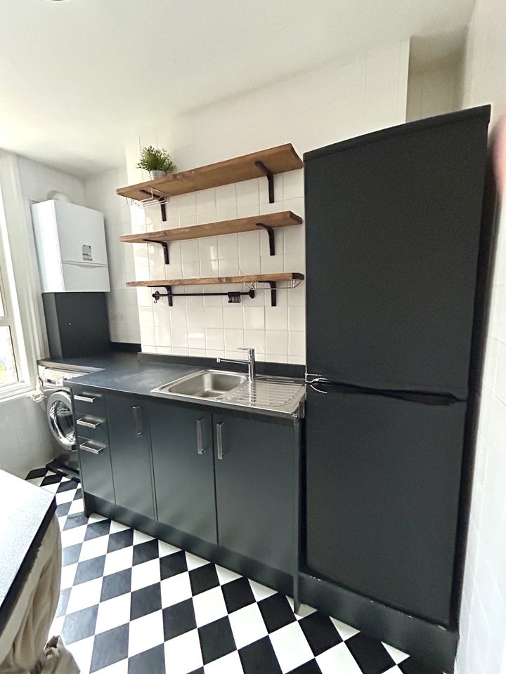 Flat Arlingford Road in Greater London