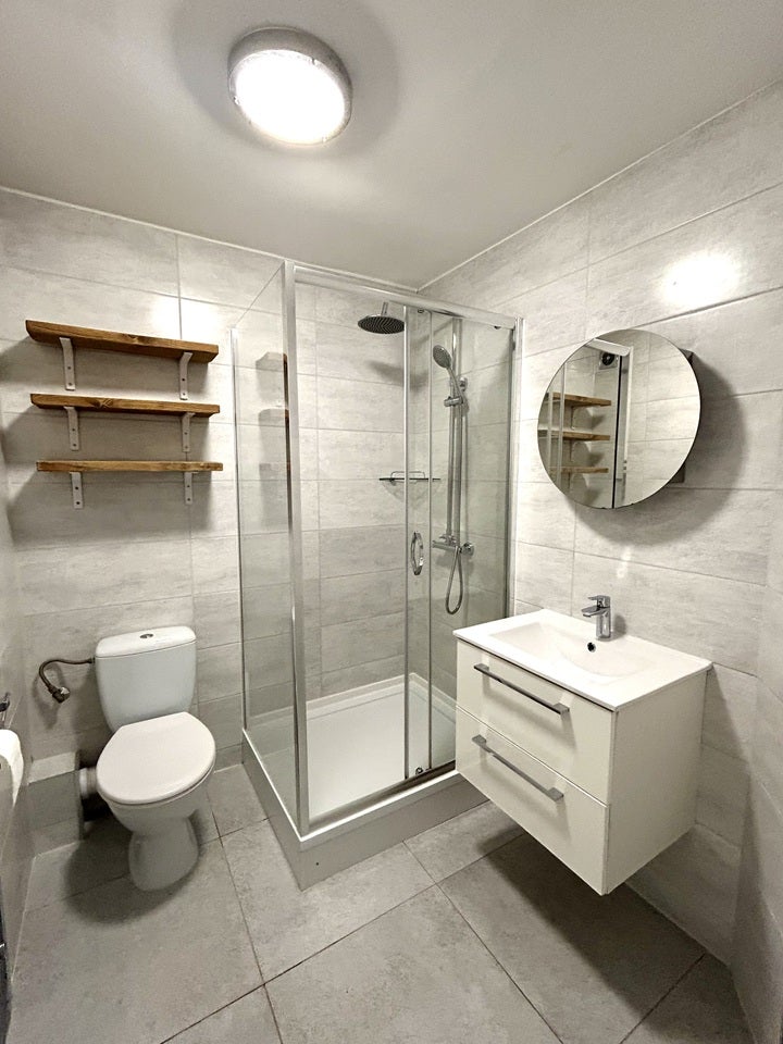 Flat Arlingford Road in Greater London
