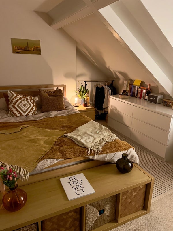 Room Rodsley Avenue in Gateshead