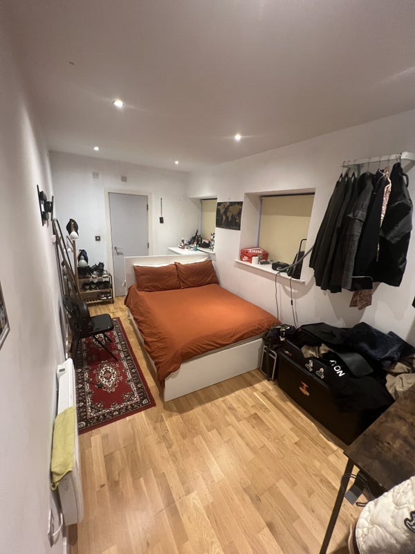 Room Fieldgate Street in Greater London