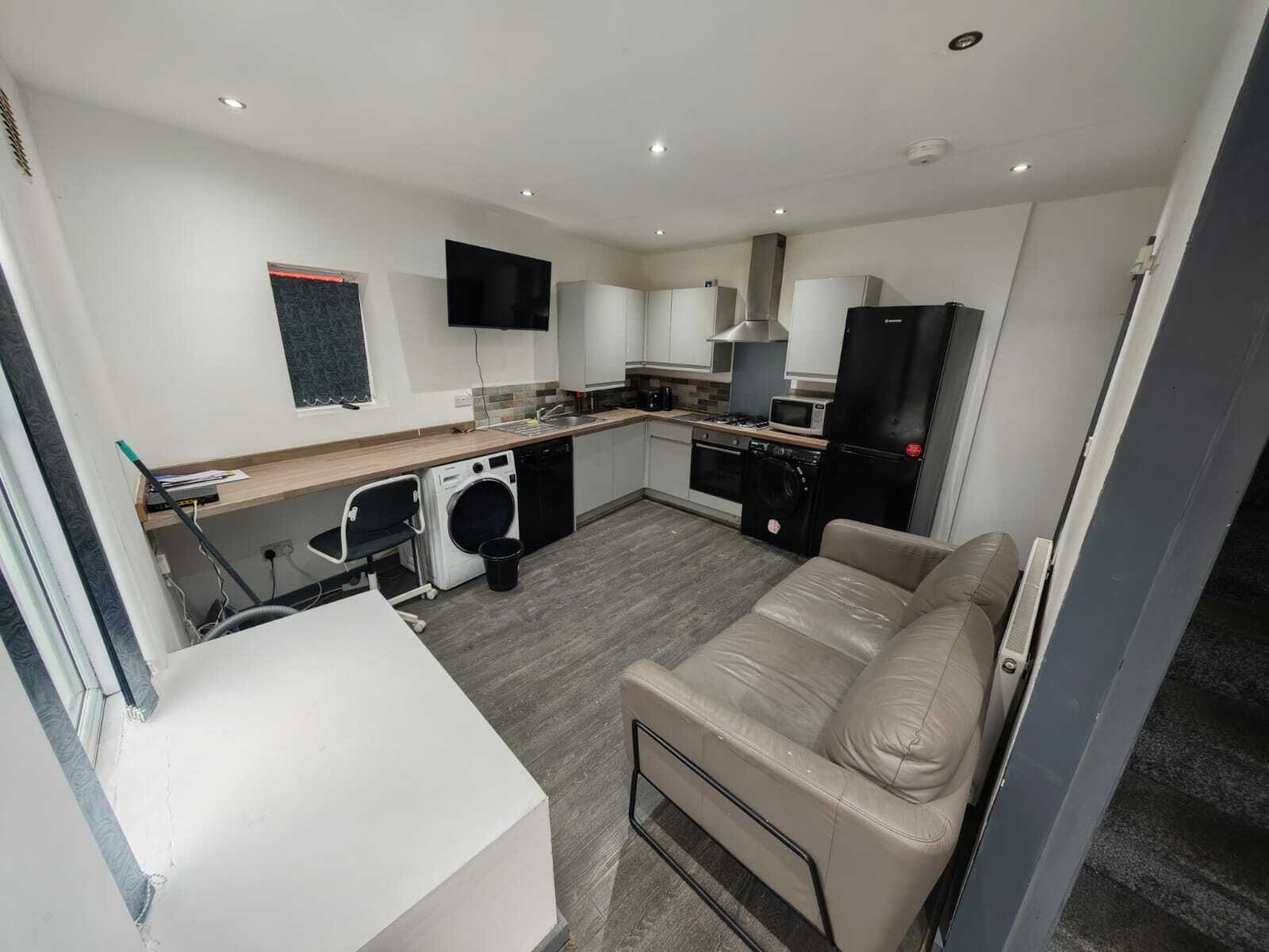 Flat Harold Mount in Leeds