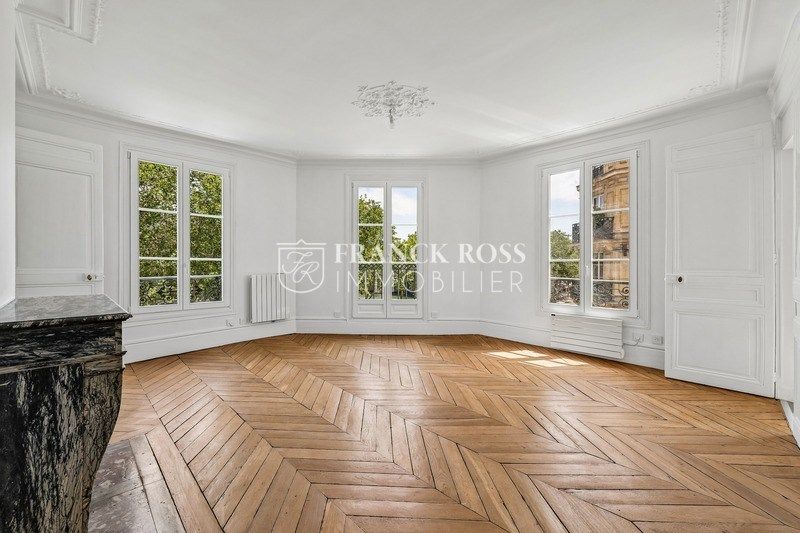 Appartement Quai de la Tournelle à Paris