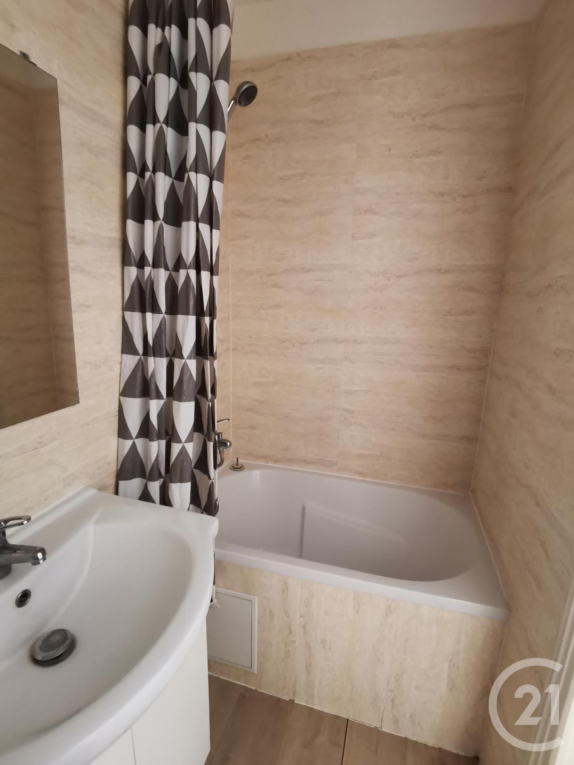 Chambre Faubourg Tarragnoz à Besançon