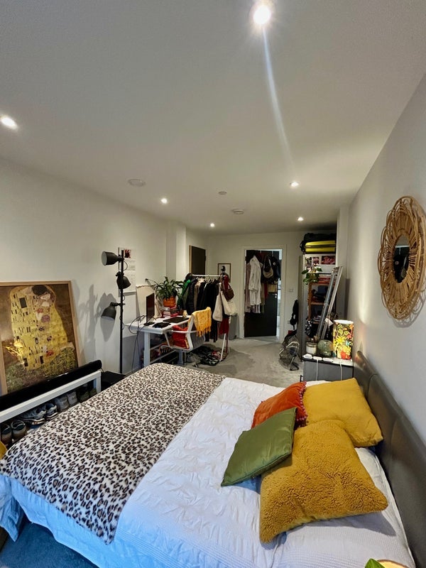 Room Ordsall Lane in Salford