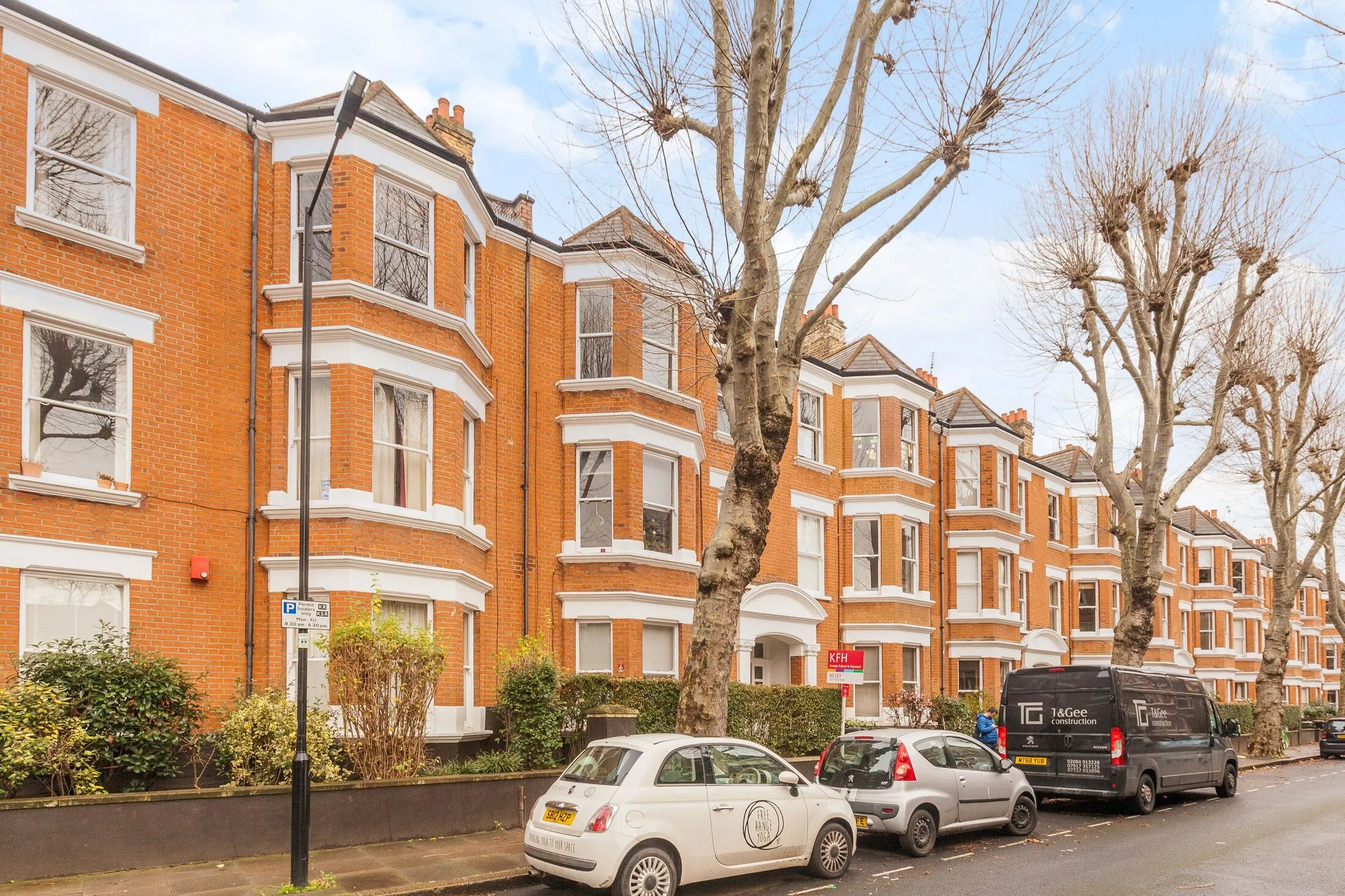 Flat Hillyard Street in Greater London