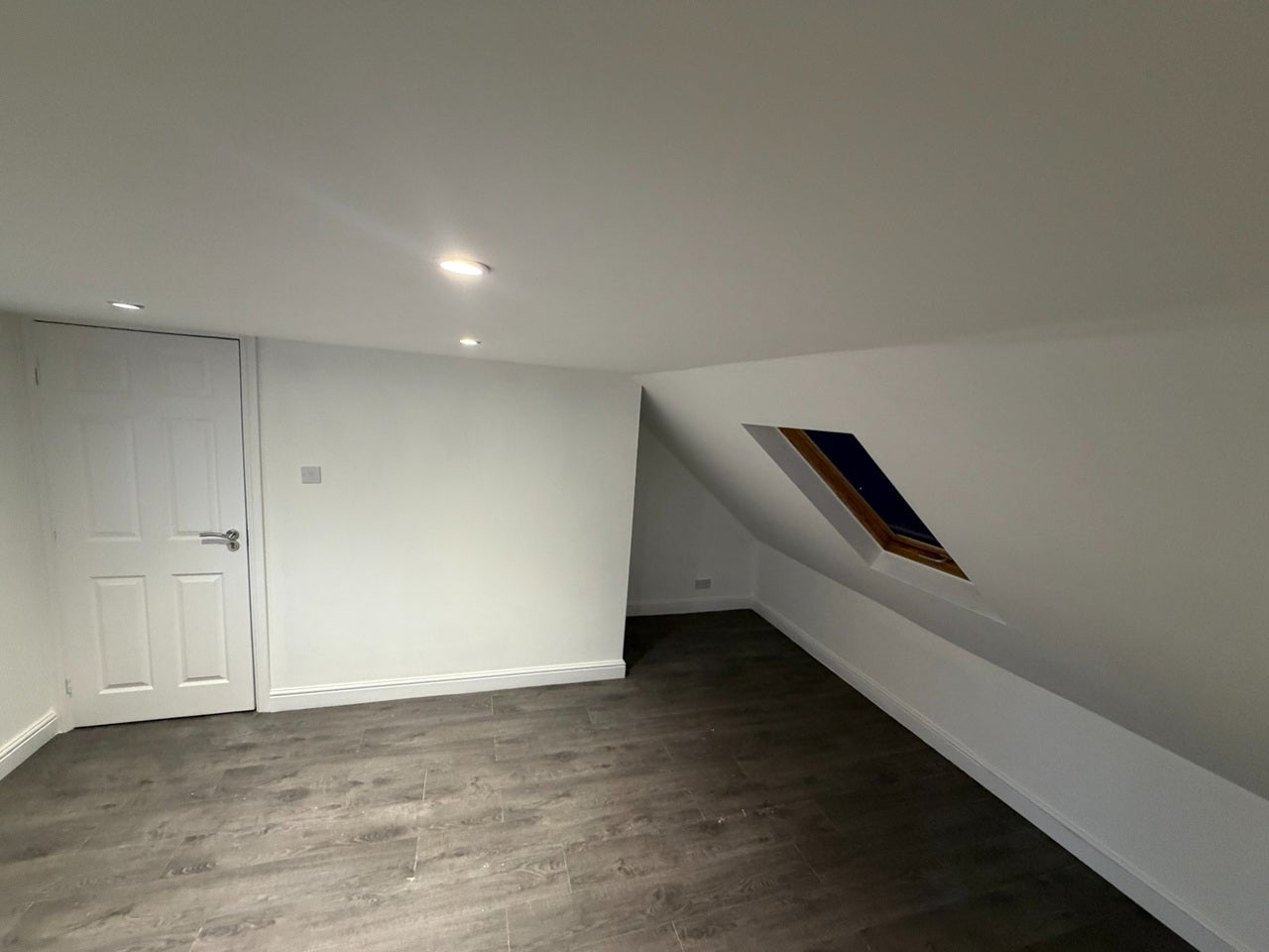 Room Deansway in Chesham