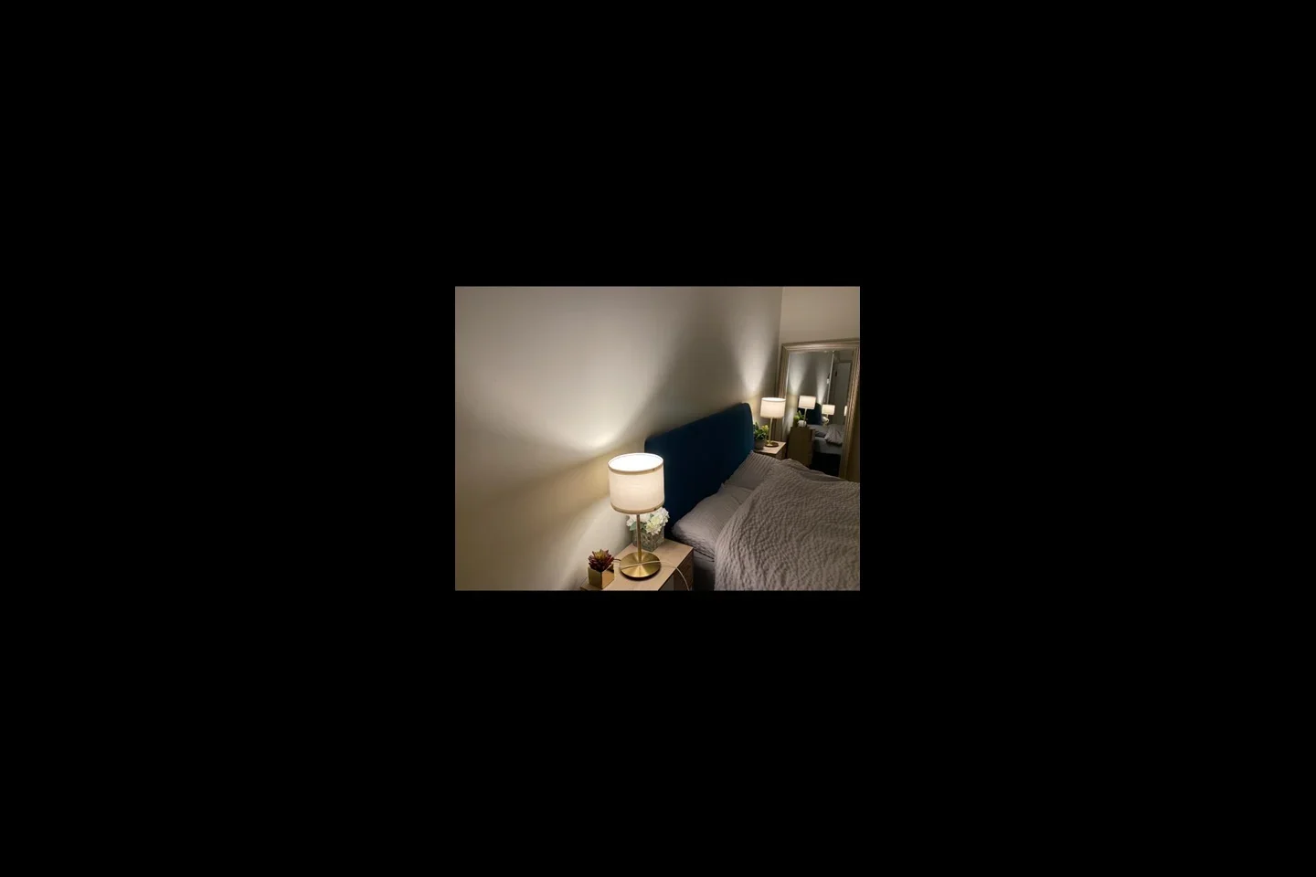 Room Modin Place in Greater London