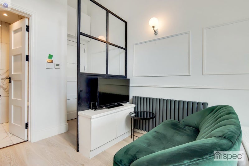 Flat Westbourne Terrace in City of Westminster