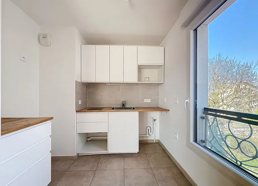 Appartement Allée Camille Saint-Saëns à Suresnes