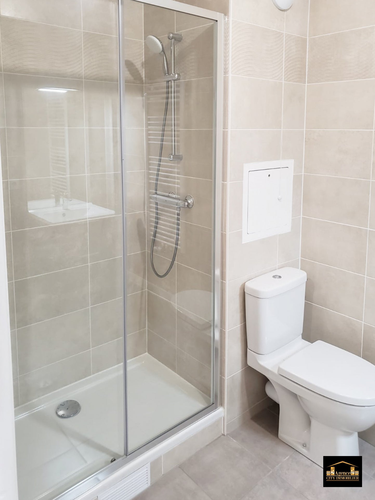 Appartement Rue de la Fontaine au Roi à Paris