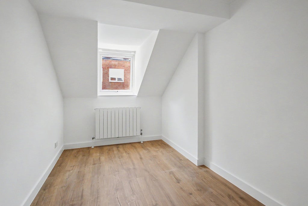 Flat Swan Lane in Winchester