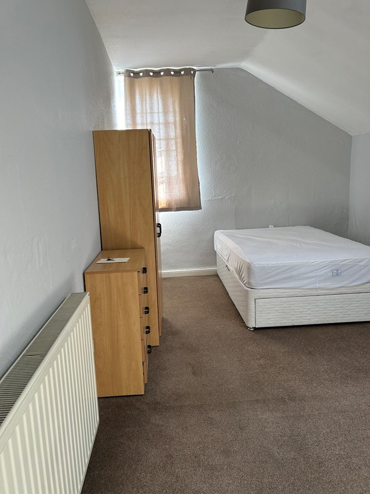 Room South Road in Weston-super-Mare