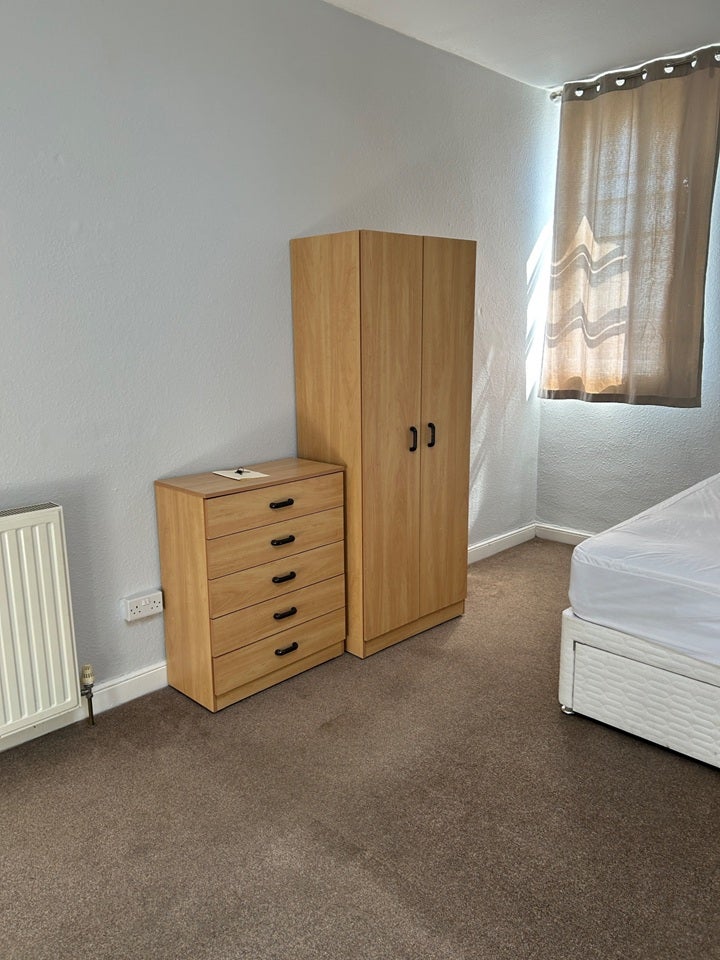 Room South Road in Weston-super-Mare