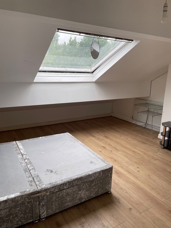 Room High Street in Tameside