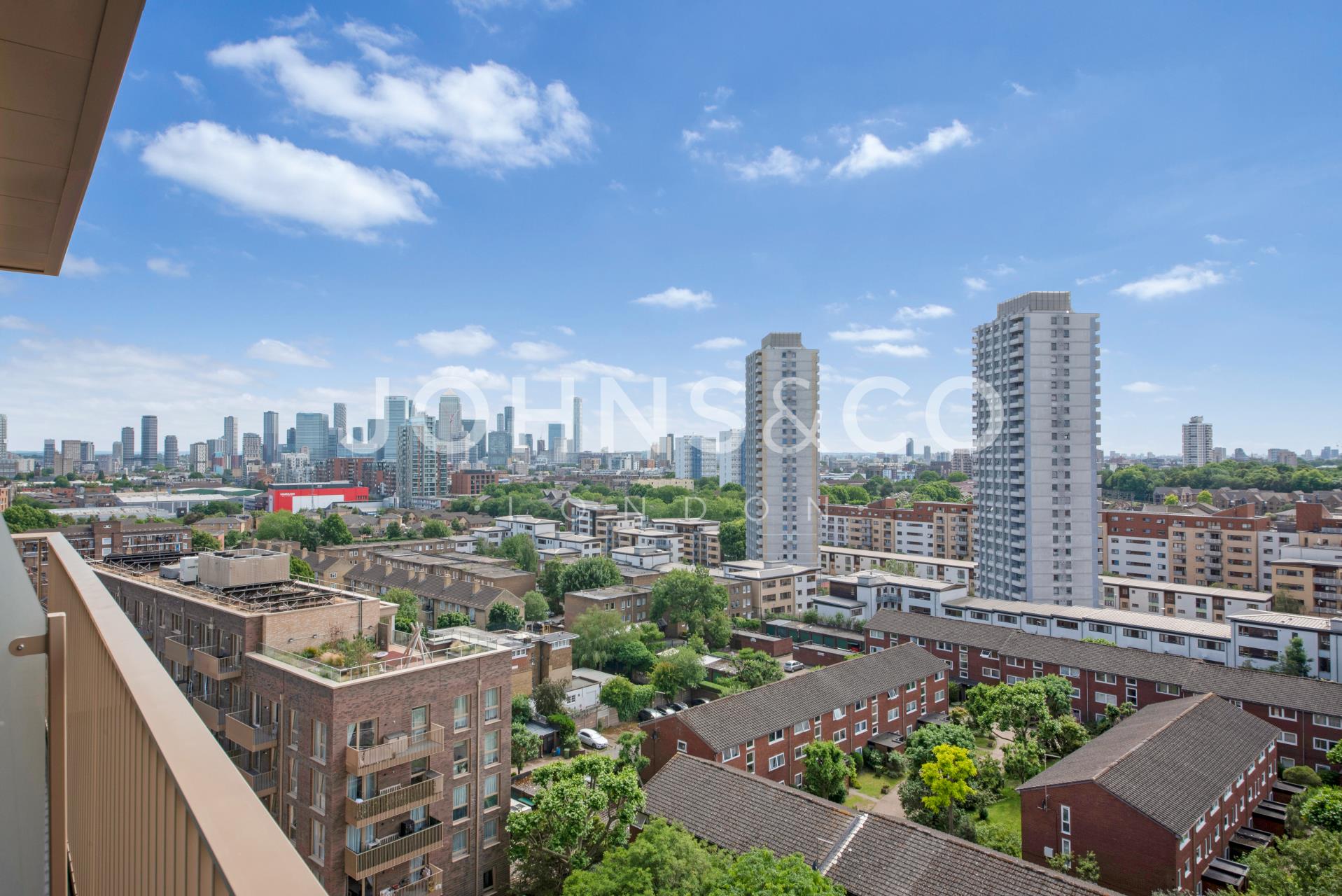 Flat Stroudley Walk in Greater London
