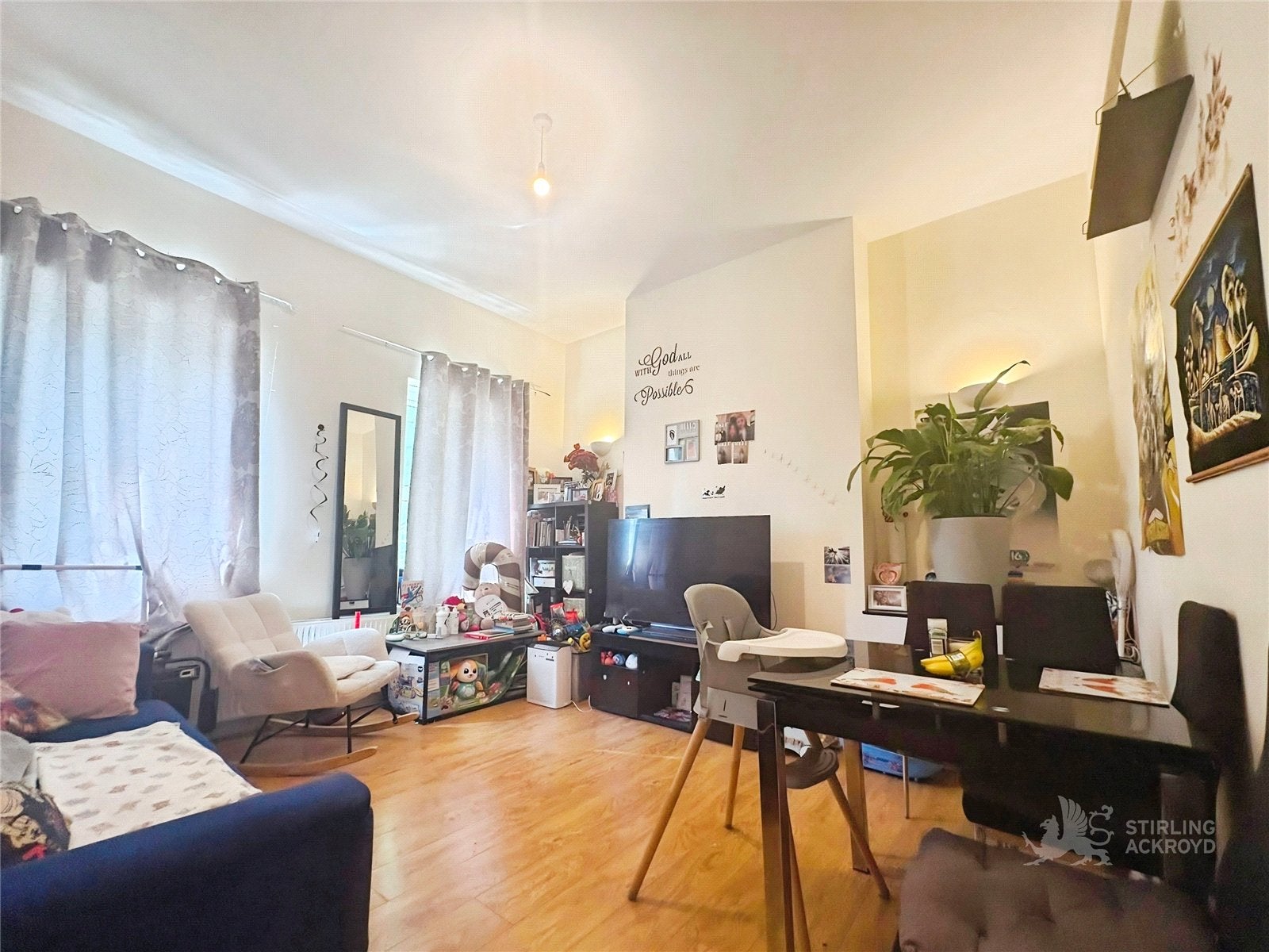Flat Wellesley Road in Greater London