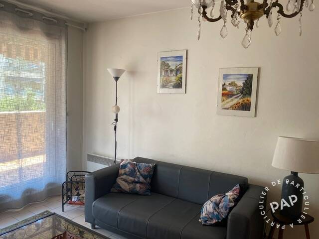 Flat Avenue du Roi Robert in Nice