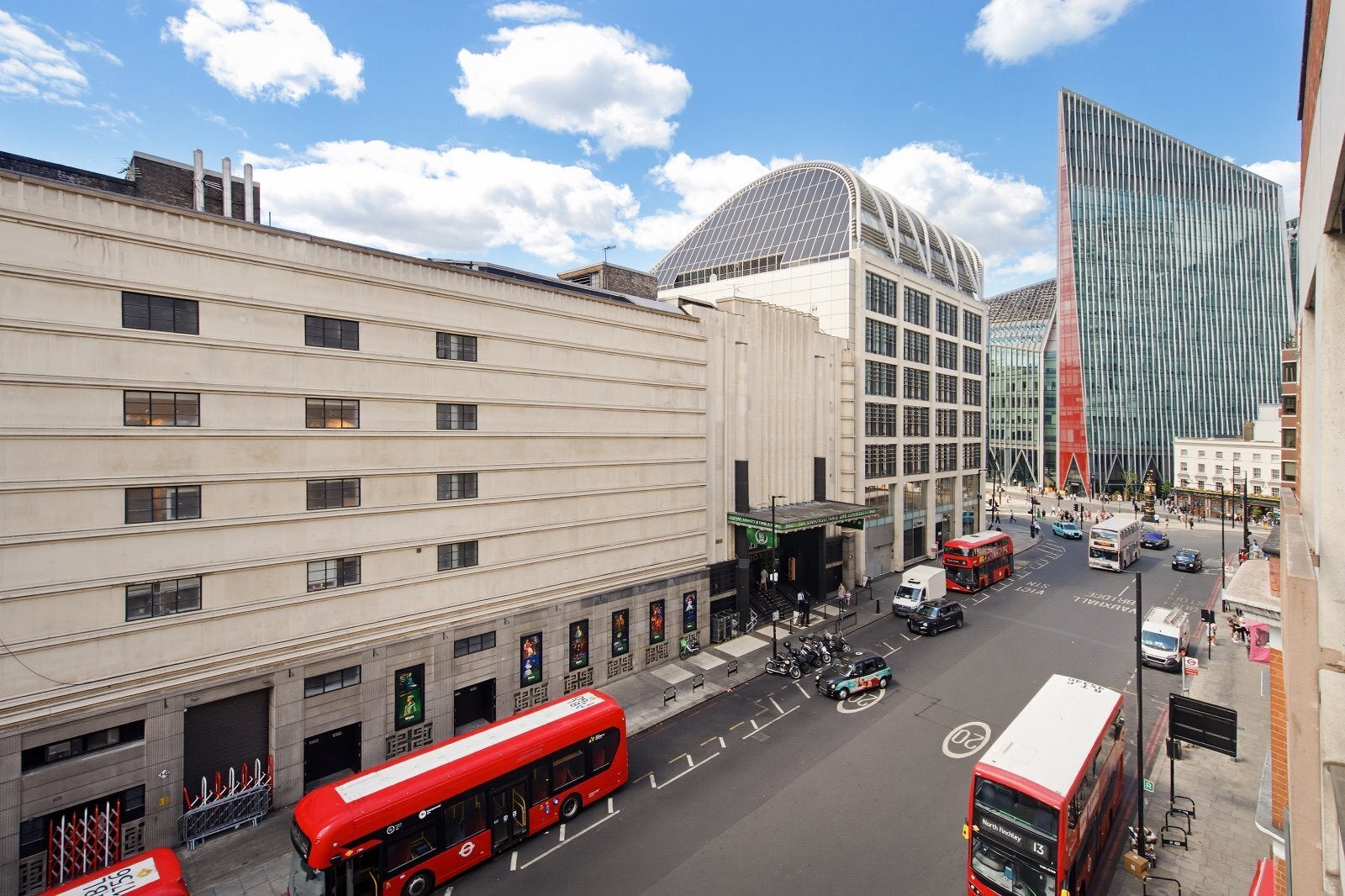 Flat Vauxhall Bridge Road in City of Westminster