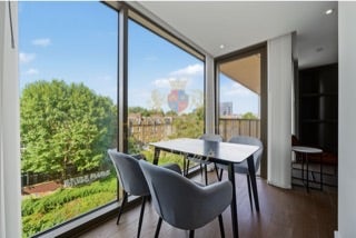 Flat Warwick Lane in Greater London
