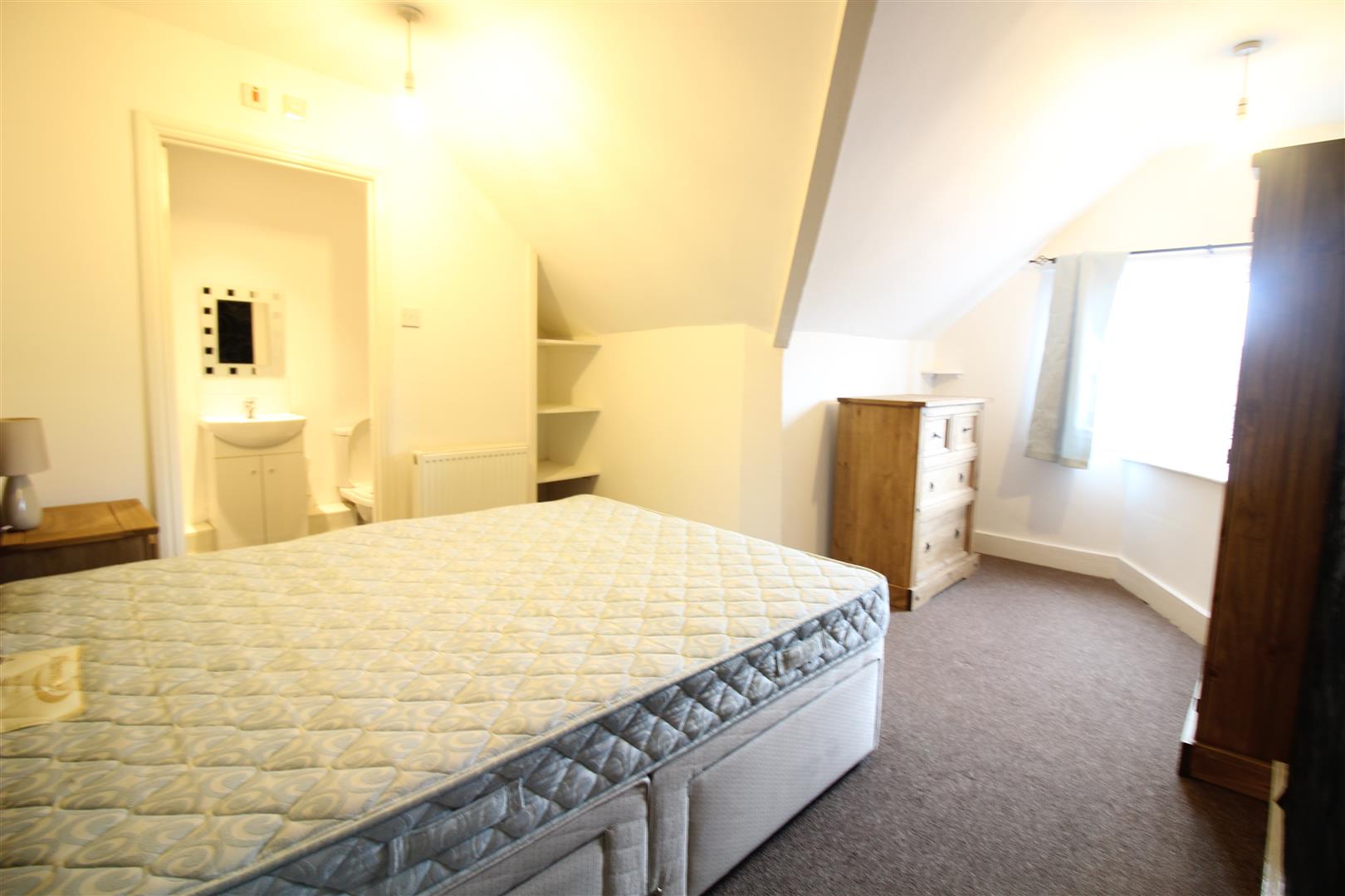 Room York Road in Rushmoor
