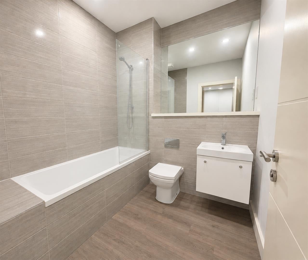 Flat Dawsons Square in Leeds