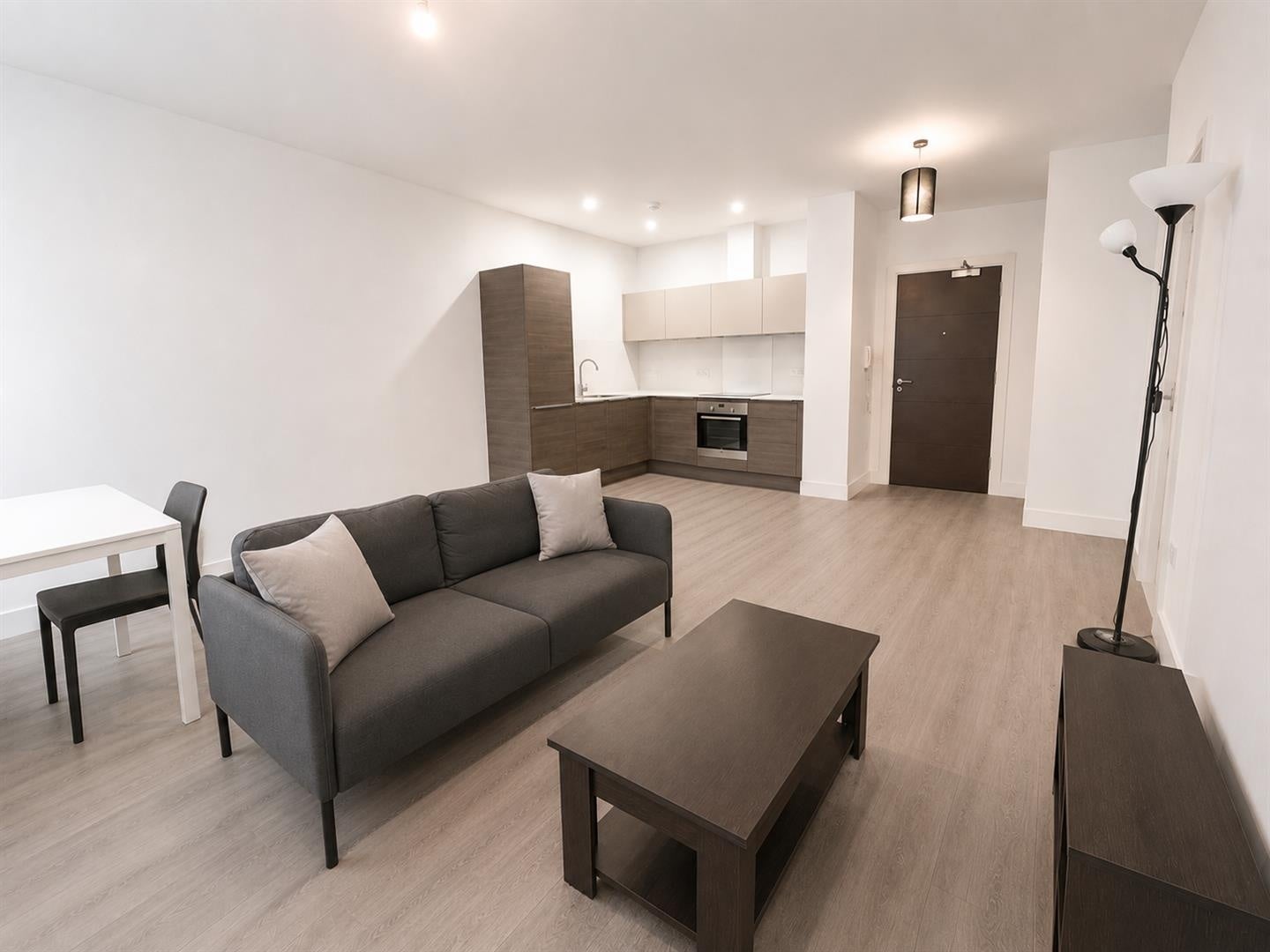 Flat Dawsons Square in Leeds