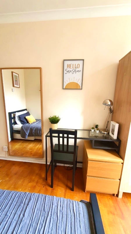 Room Sherfield Gardens in Greater London