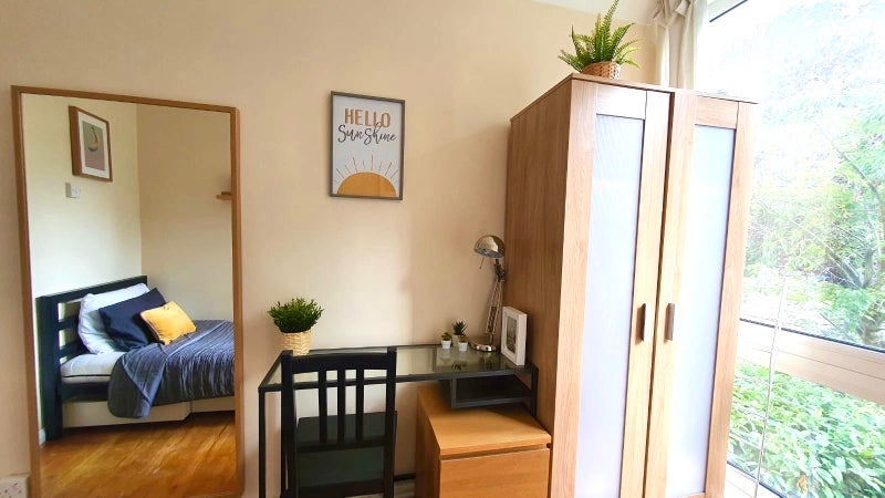 Room Sherfield Gardens in Greater London