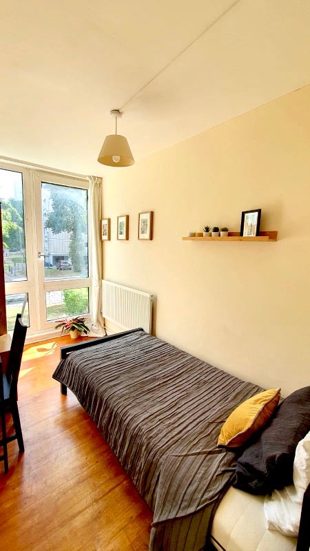 Room Sherfield Gardens in Greater London