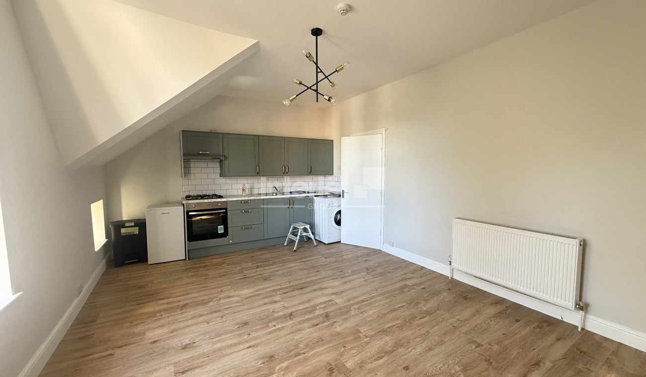 Flat Marlborough Road in Cardiff