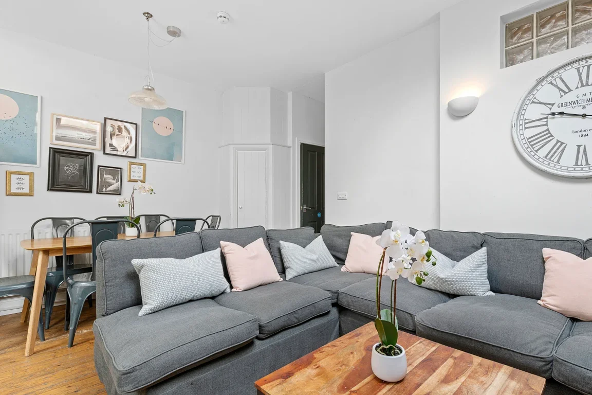 House Teversal Avenue in Nottingham