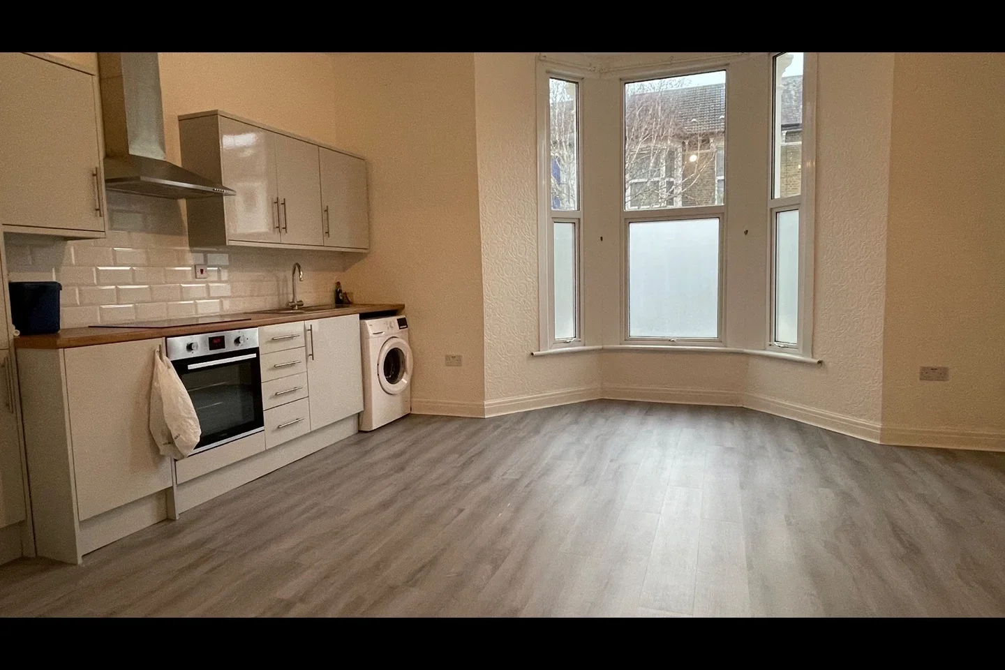 Flat Northwold Road in Greater London