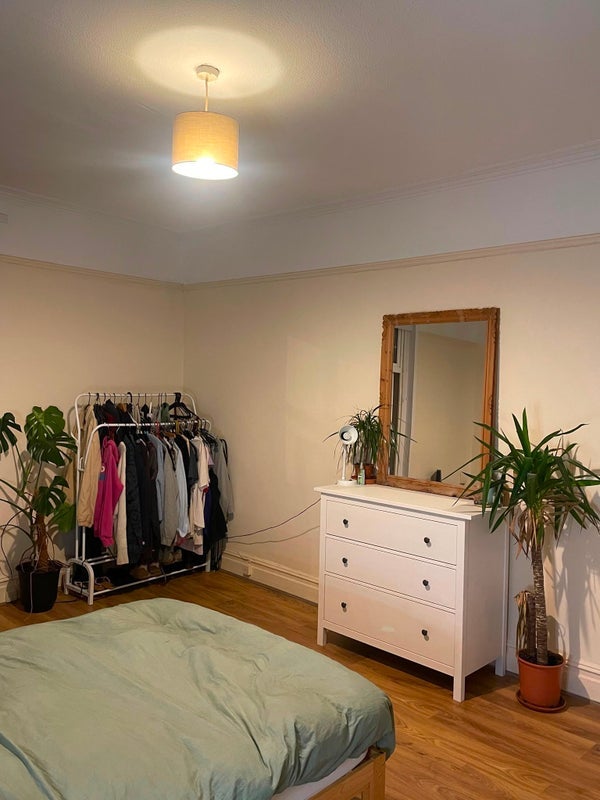 Room North Street in Bristol