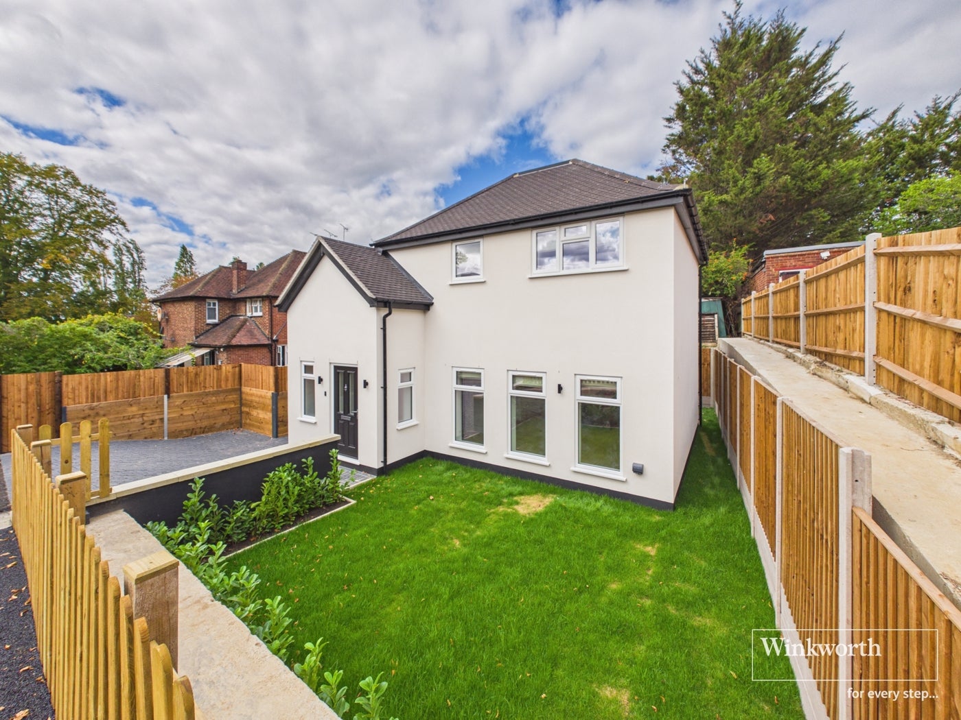 House Windermere Avenue in Greater London