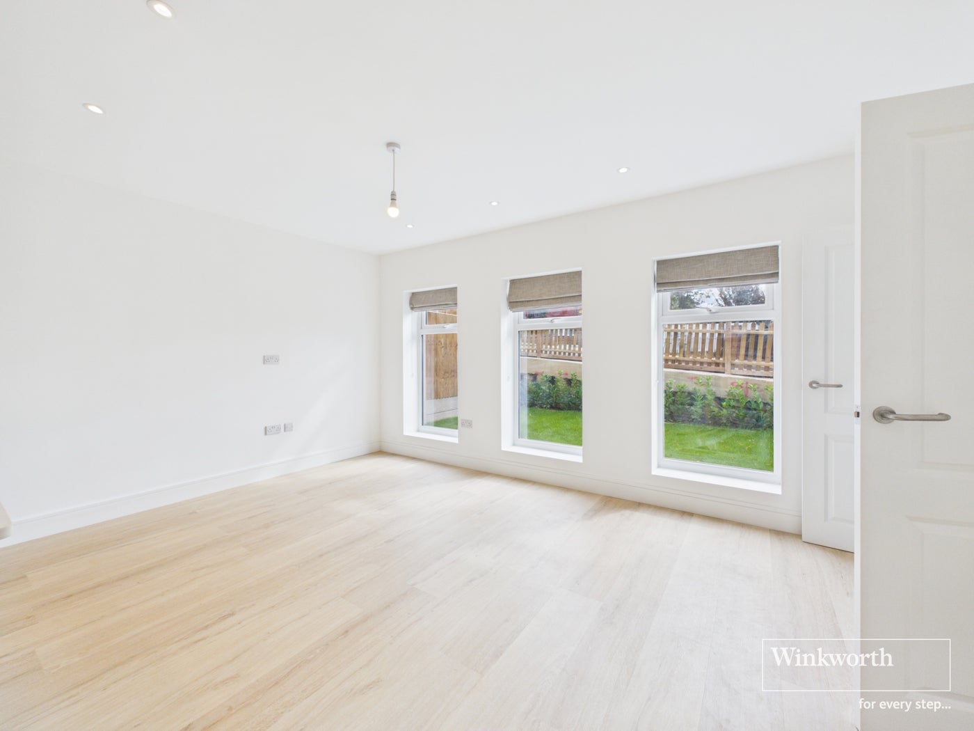 House Windermere Avenue in Greater London
