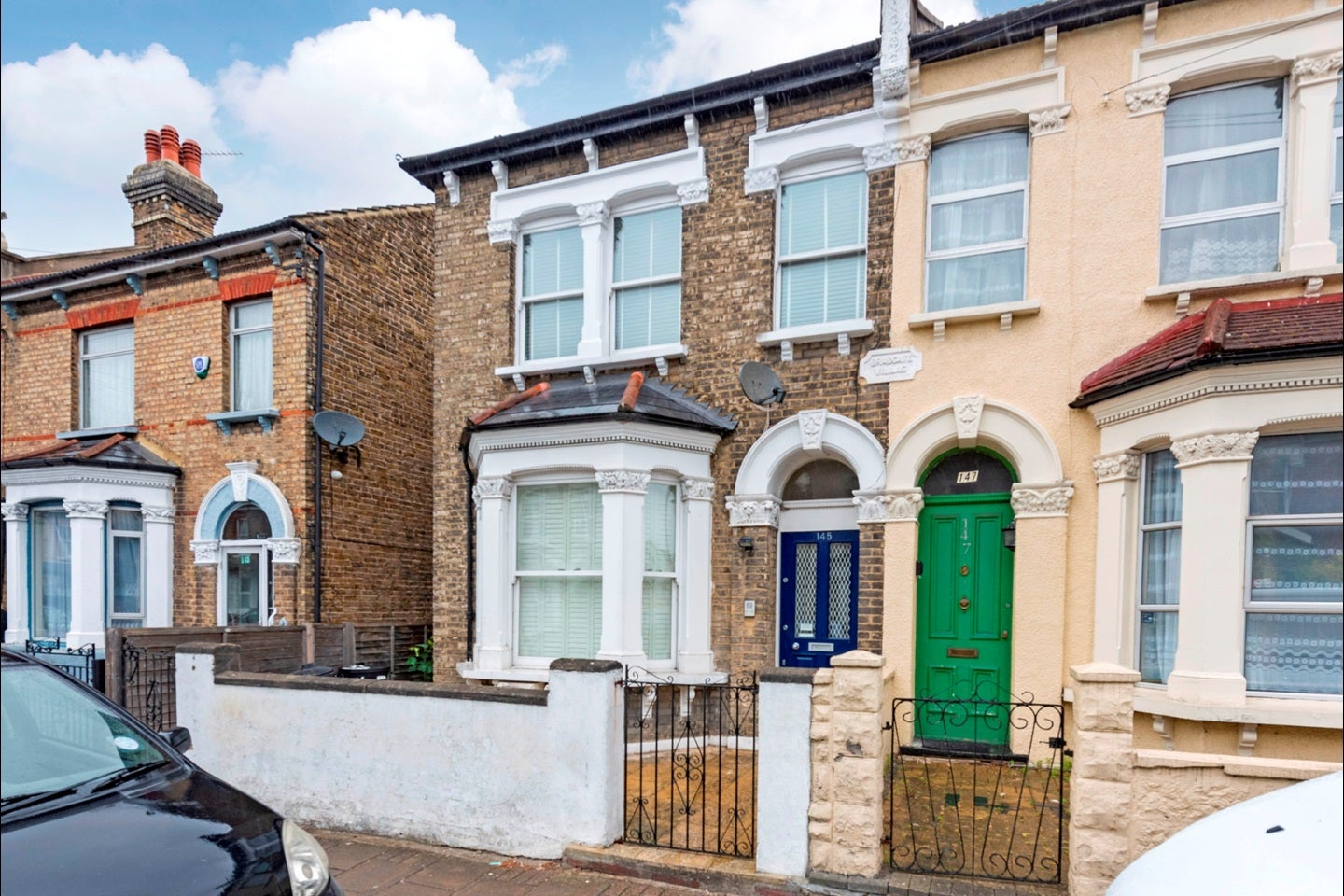 Flat Longley Road in Greater London