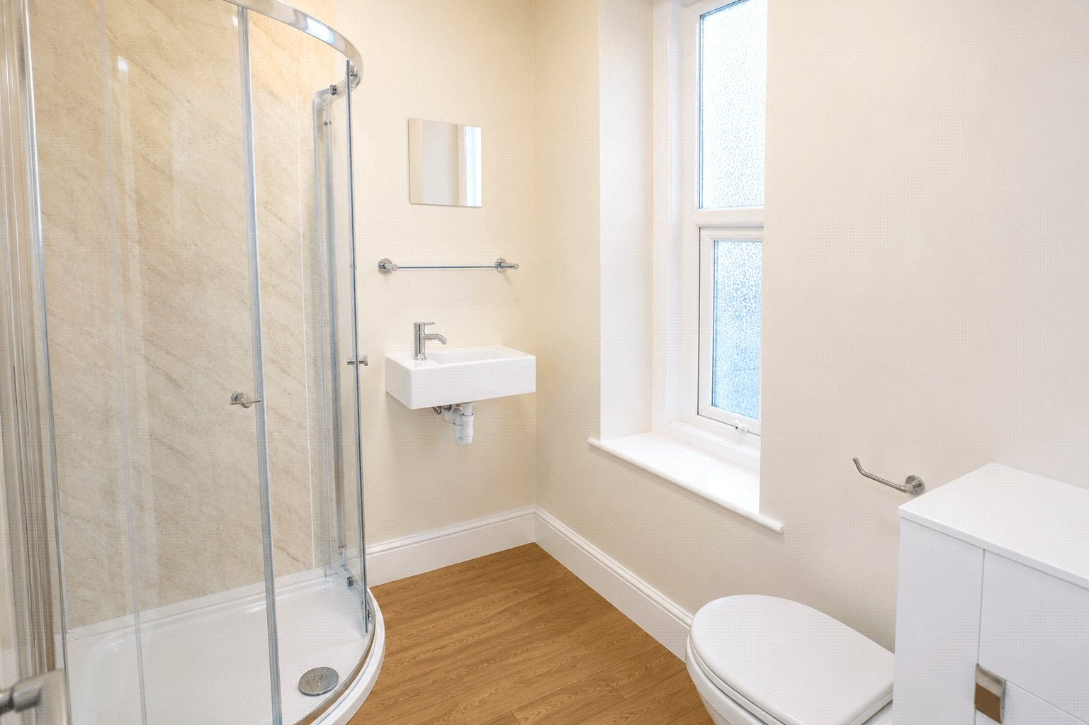 Room Hamilton Road in Bristol