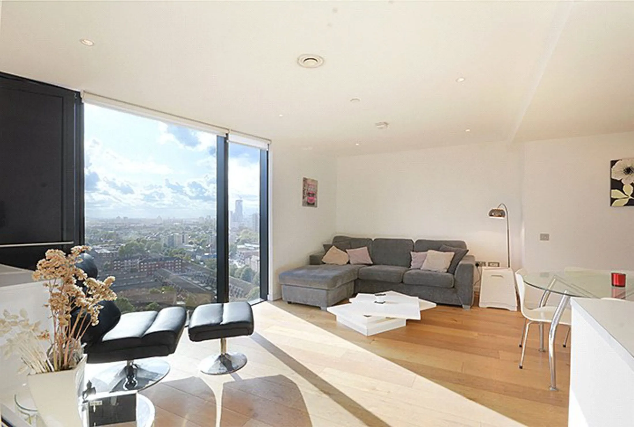 Flat Walworth Road in Greater London