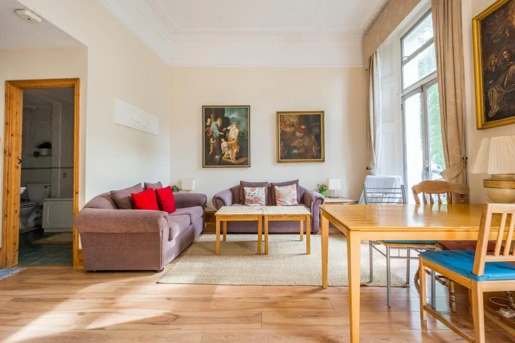 Flat St Stephen's Gardens in City of Westminster