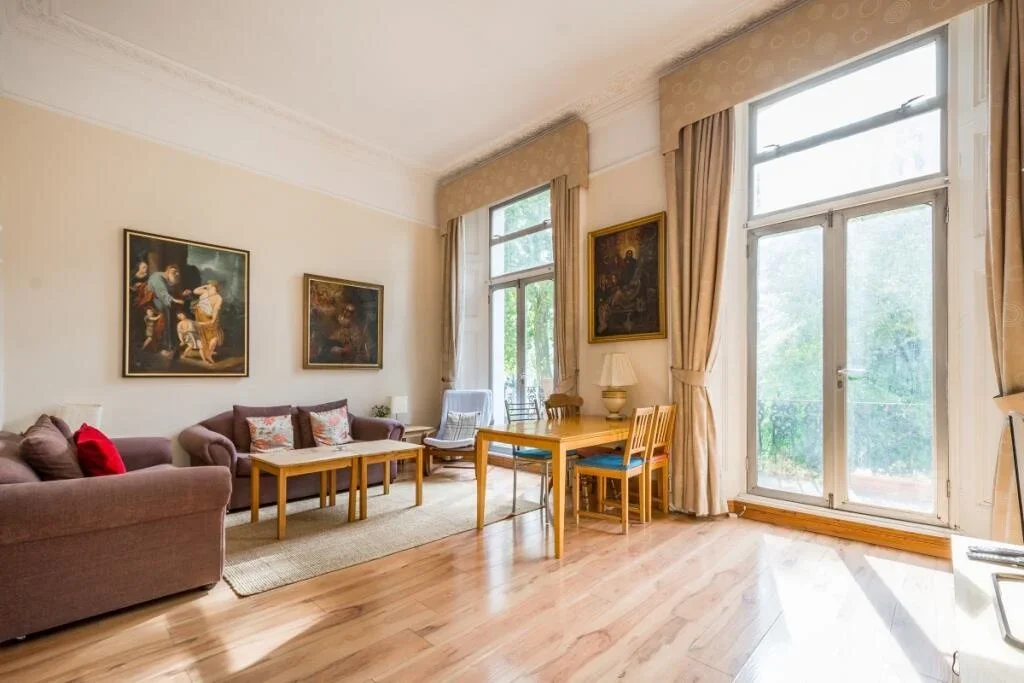 Flat St Stephen's Gardens in City of Westminster